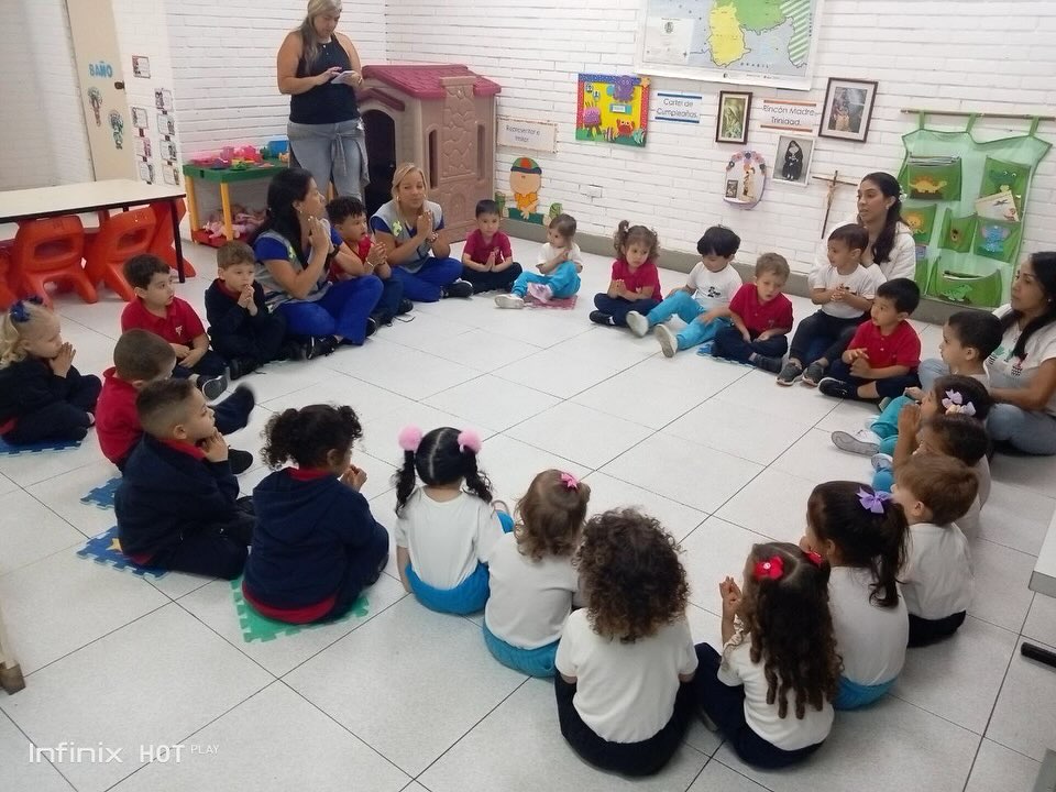 INTELIKIDS Visita a Mater Dei